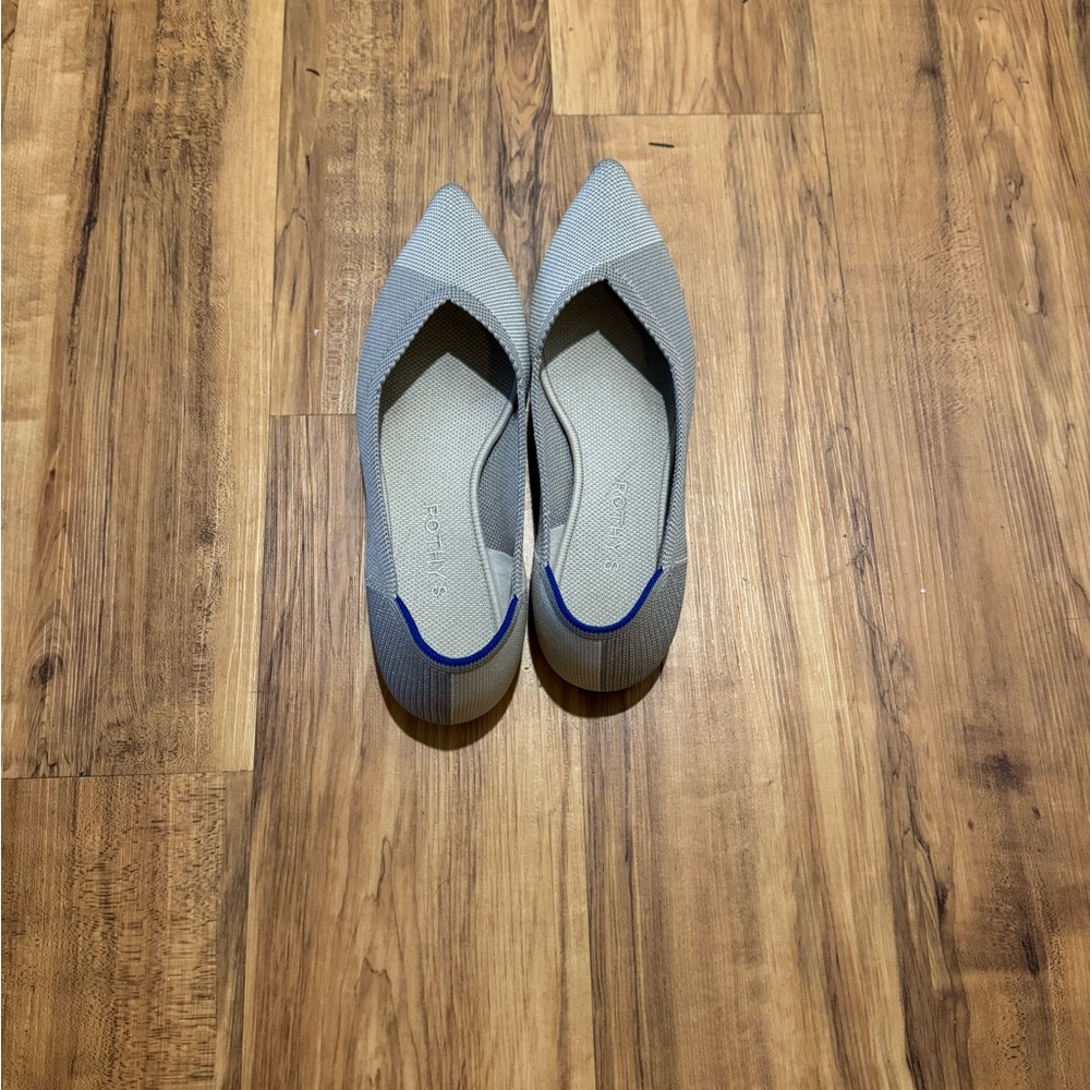 Rothy’s pointed toe flat EUC size 9 grey color block